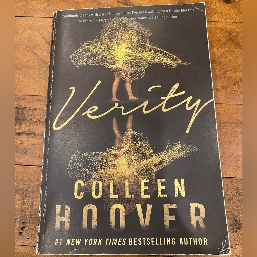 Verity by Colleen Hoover. Like new condition